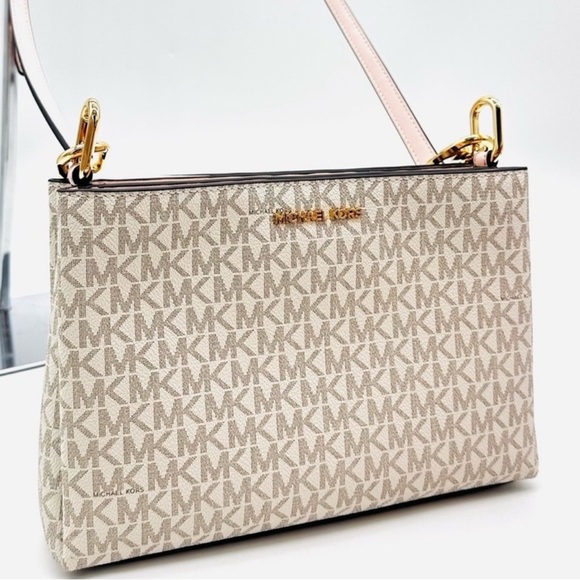 Michael Kors jet set with card holder pink and ivory Tan cross body - Picture 3 of 16